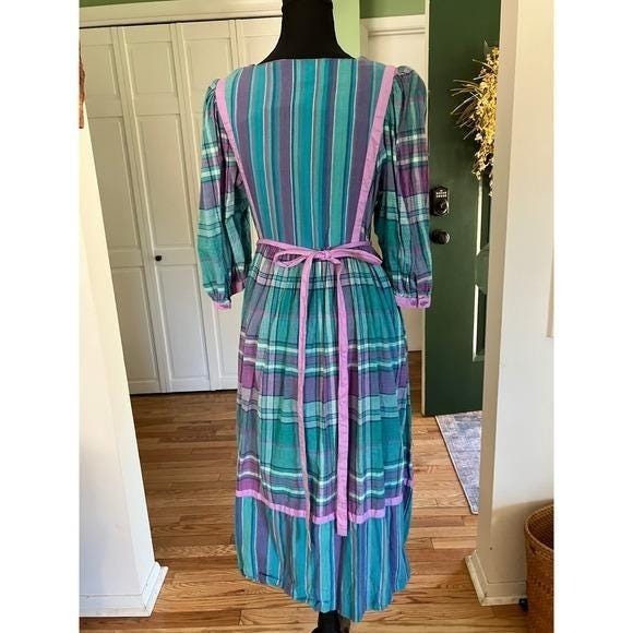 Vintage Plaid Cotton Dress Blue Purple Pink Plaid Puff sleeves Tie back Sz 8 - Picture 3 of 12